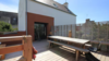 Maison Blanche à loctudy, avec petit jardin devant la terrasse en pierre